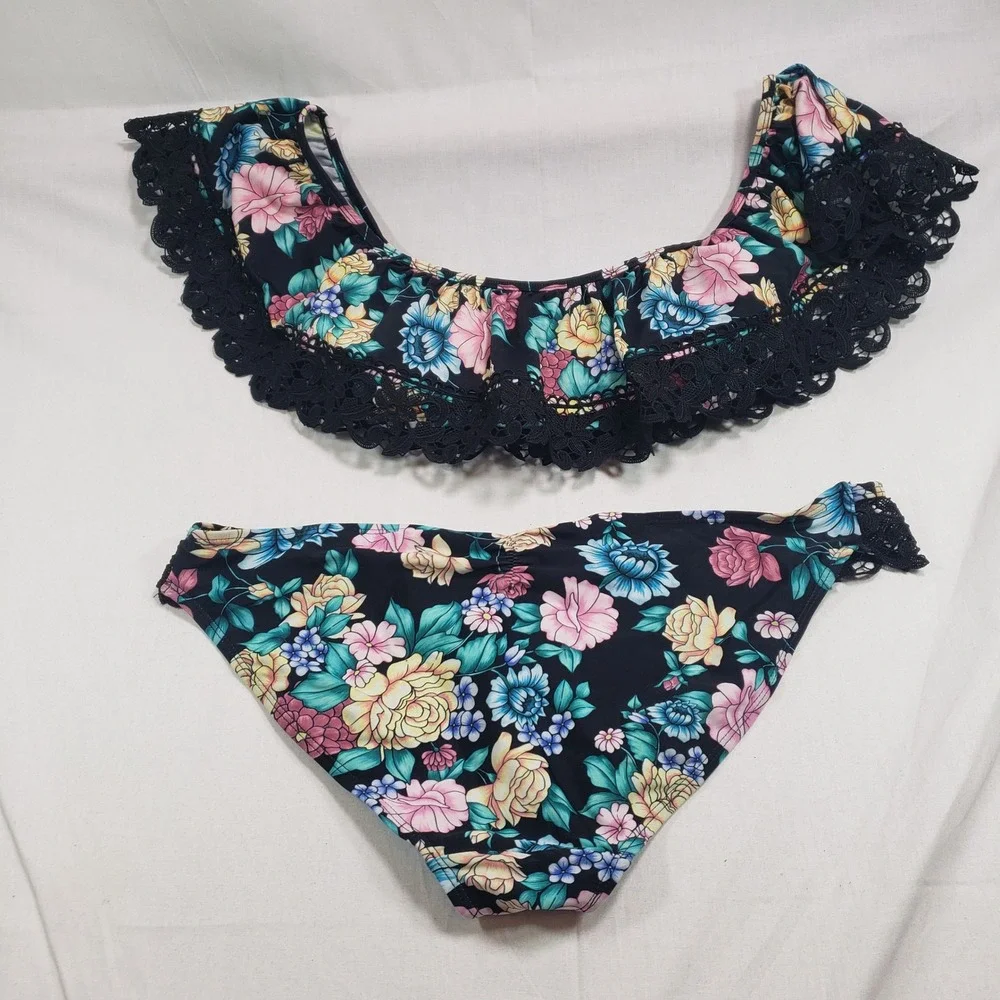 Time and Tru Womens Floral Lace Ruffle‎ Bikini Set L 12-14 Multi Color